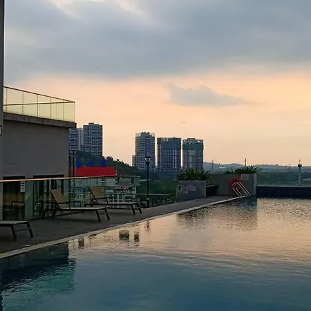Walk To Legoland * D'Pristine * 2Br Lake View #6 Nusajaya  Exterior photo