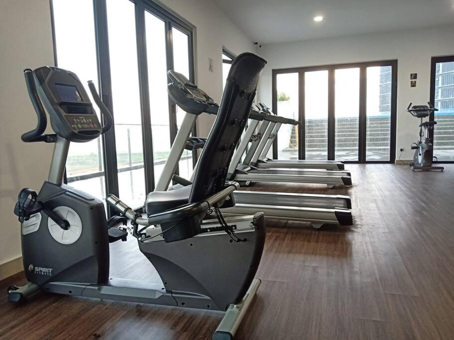 Walk To Legoland * D'pristine * 2br View #6 Apartment